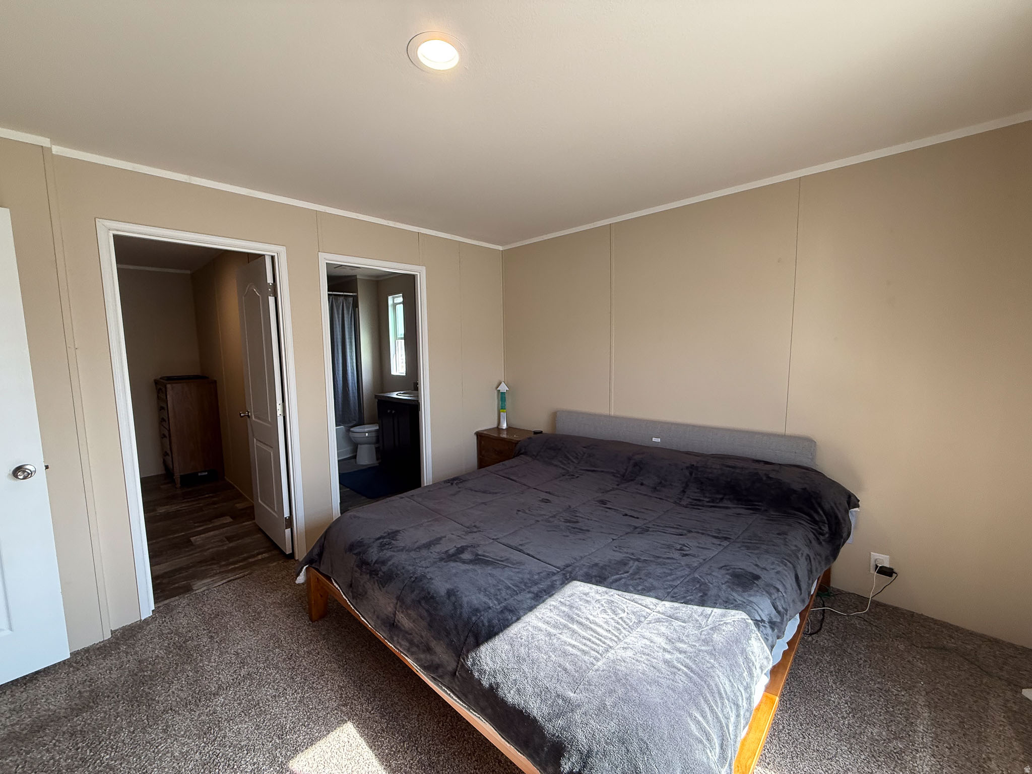 ROLLING HILLS ESTATES - Residential