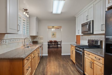 Tiny photo for 1610 E MOOR DALE LN S, Holladay, UT 84117 (MLS # 2129934)