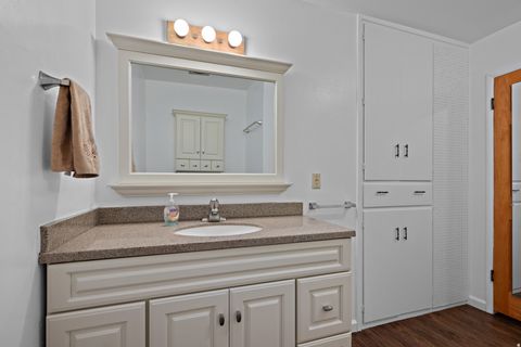 Tiny photo for 1610 E MOOR DALE LN S, Holladay, UT 84117 (MLS # 2129934)