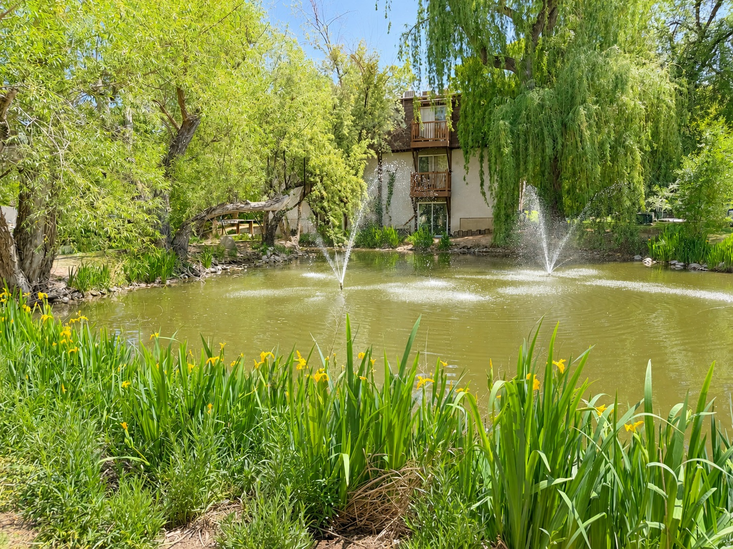 WILLOWS CONDM - Residential