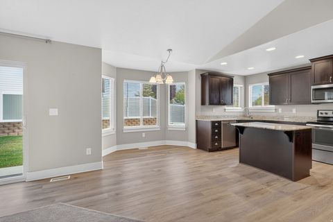 Tiny photo for 1118 N 580 St E, Pleasant Grove, UT 84062 (MLS # 2151131)