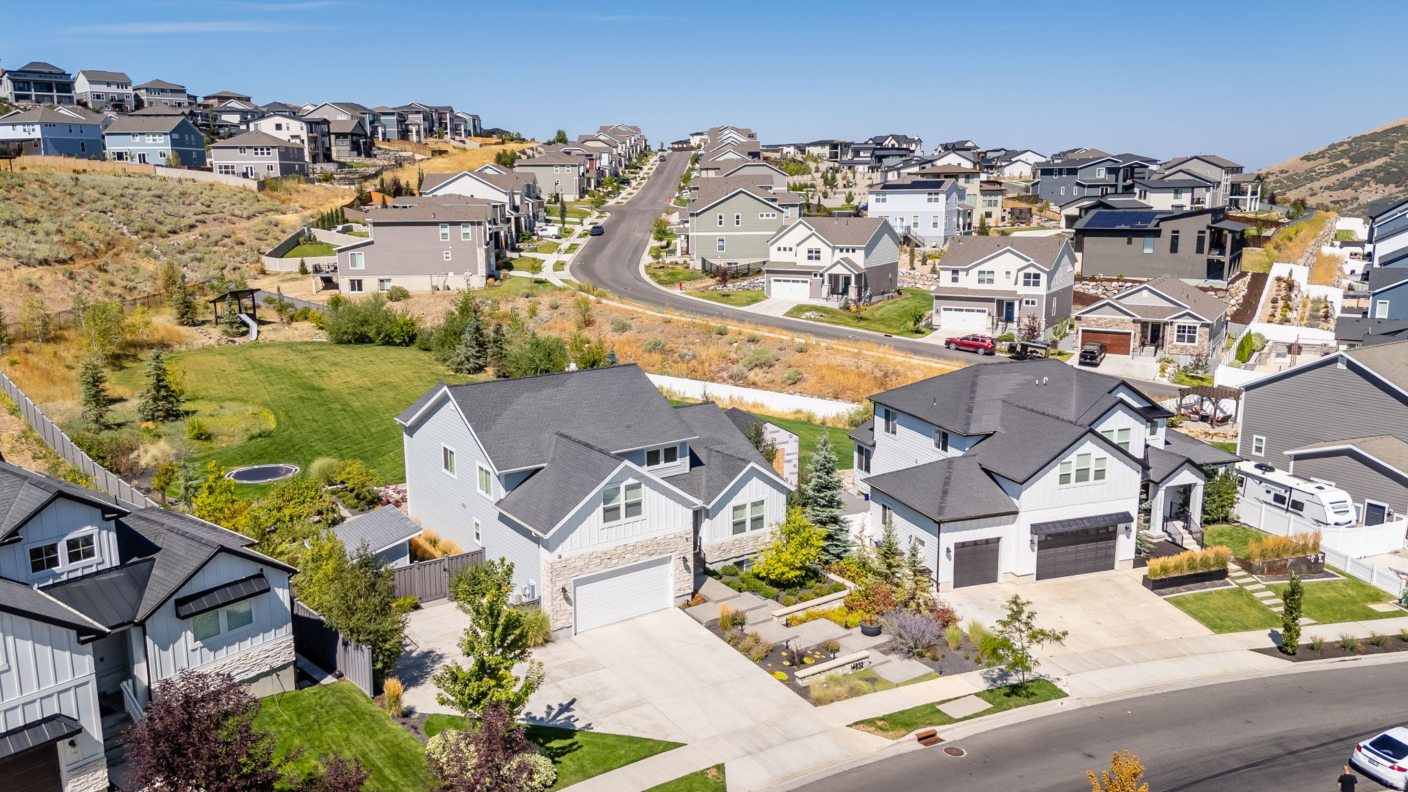 HIDDEN CANYON ESTATE - Residential