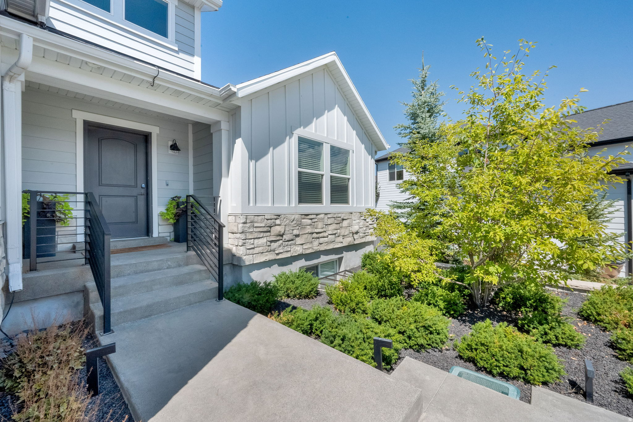 HIDDEN CANYON ESTATE - Residential