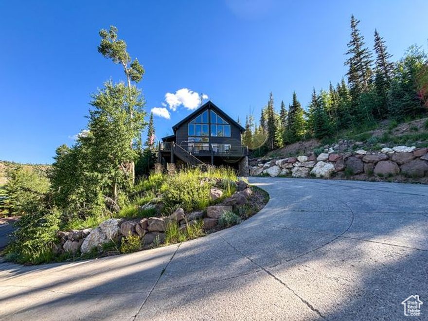 Beautiful cabin located directly across from Giant Steps Ski lift #2. This cabin was custom built with beautiful granite counter tops, wood beams, custom cabinets, slate floors in bathrooms with custom tiled showers. Family room and loft have majestic scenic views. All seasons can be enjoyed in this cabin with year round access.