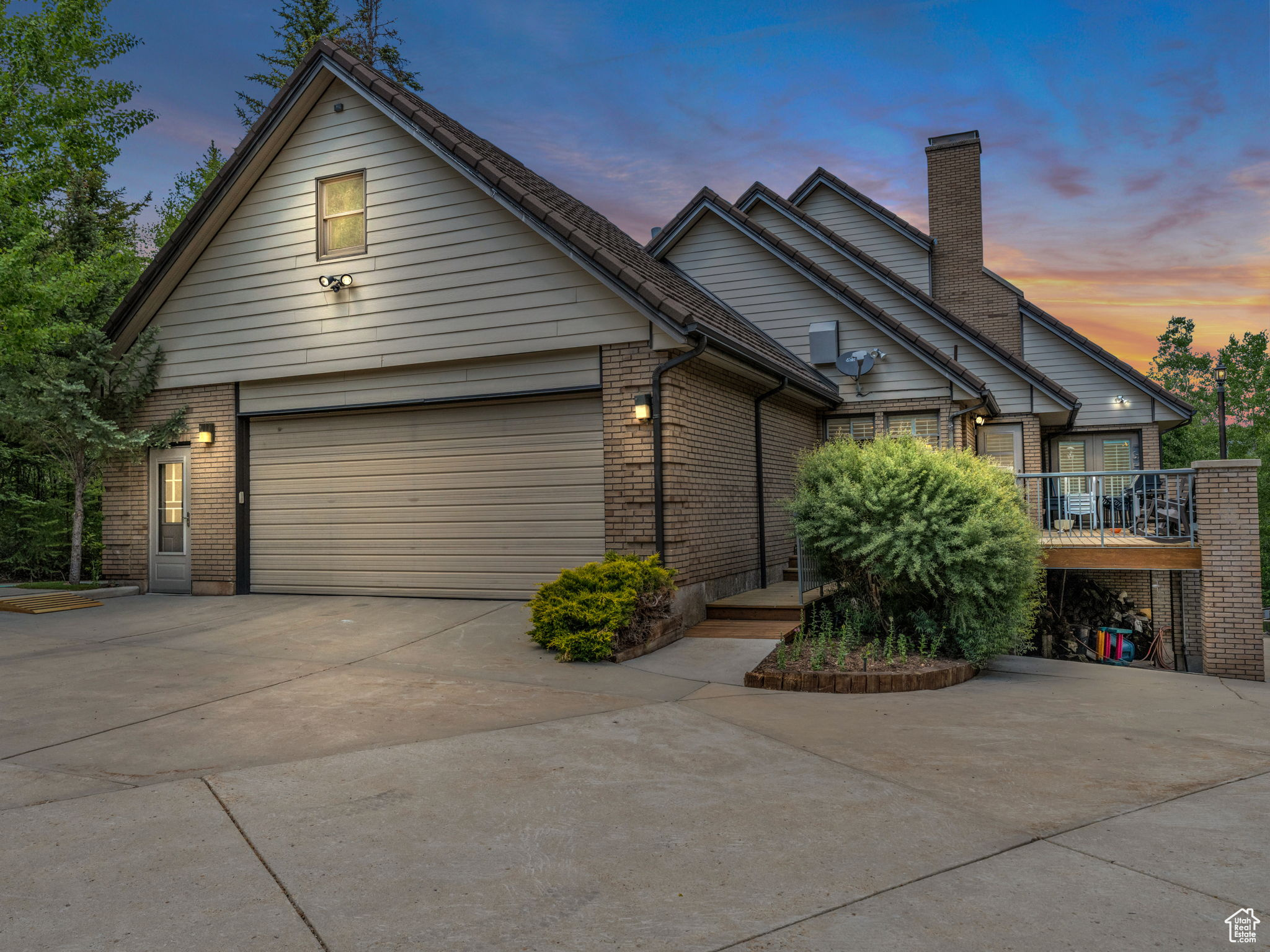 PINEBROOK SUBDIVISION - Residential