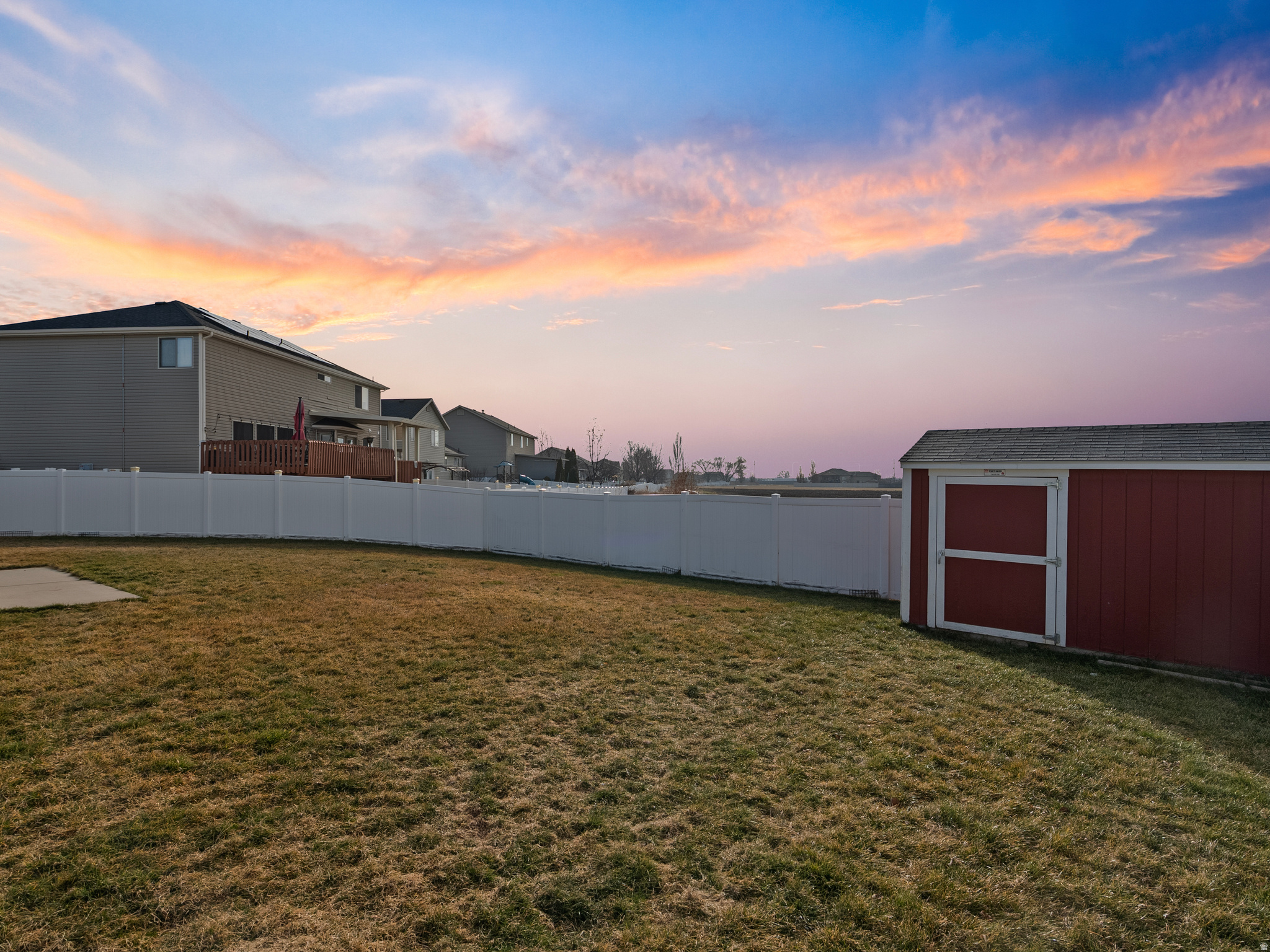 AUTUMN RIDGE ESTATES - Residential