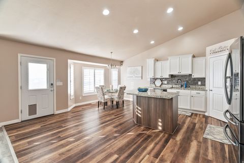 Tiny photo for 589 W 25 N, Clearfield, UT 84015 (MLS # 2136349)