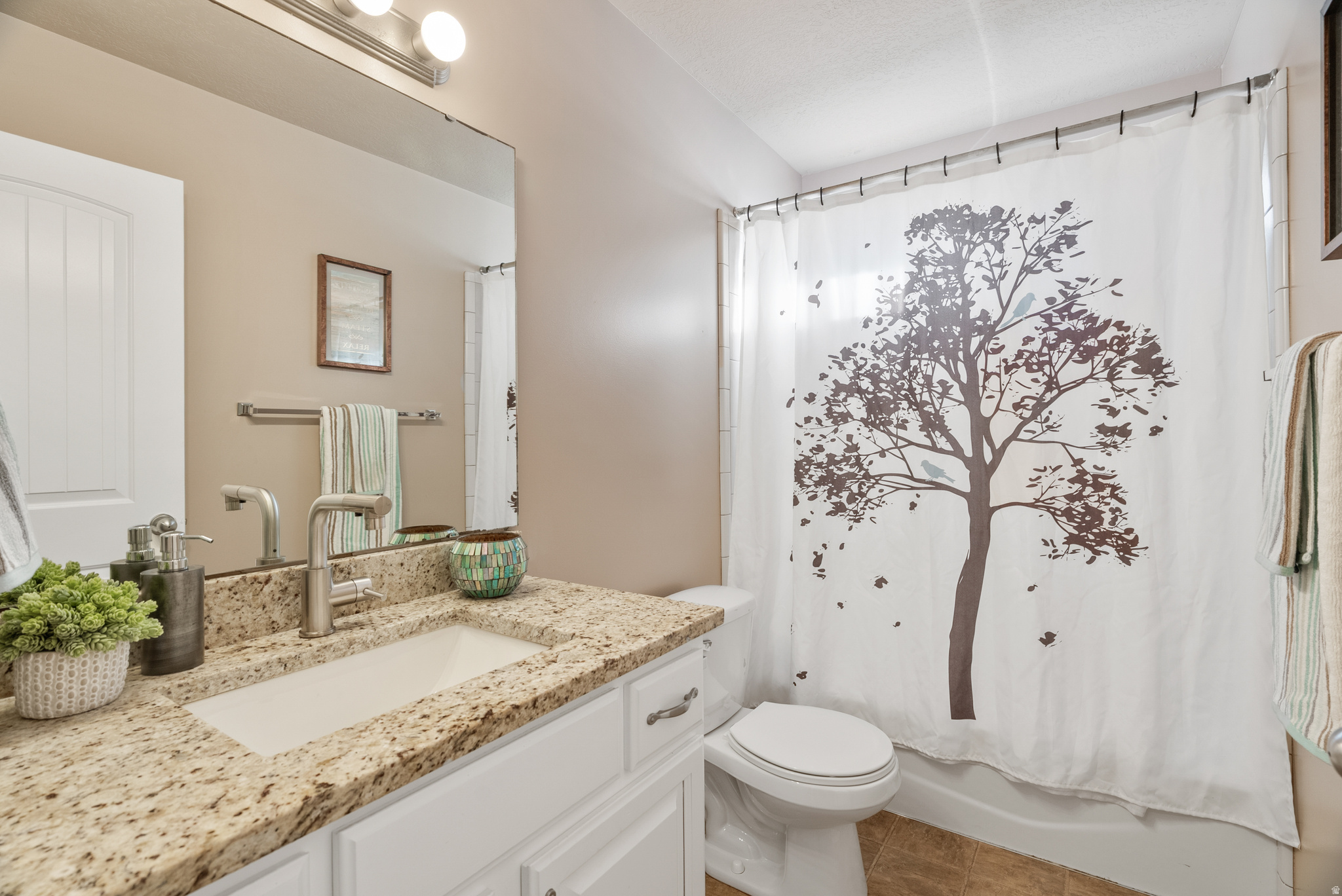 AUTUMN RIDGE ESTATES - Residential