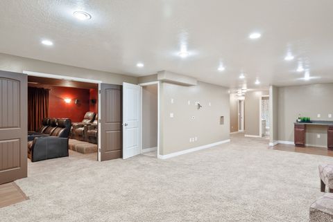 Tiny photo for 589 W 25 N, Clearfield, UT 84015 (MLS # 2136349)