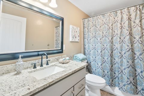 Tiny photo for 589 W 25 N, Clearfield, UT 84015 (MLS # 2136349)