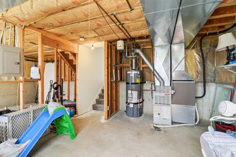 Tiny photo for 2119 N 2360 W, Clinton, UT 84015 (MLS # 2149003)