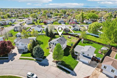 Tiny photo for 2119 N 2360 W, Clinton, UT 84015 (MLS # 2149003)