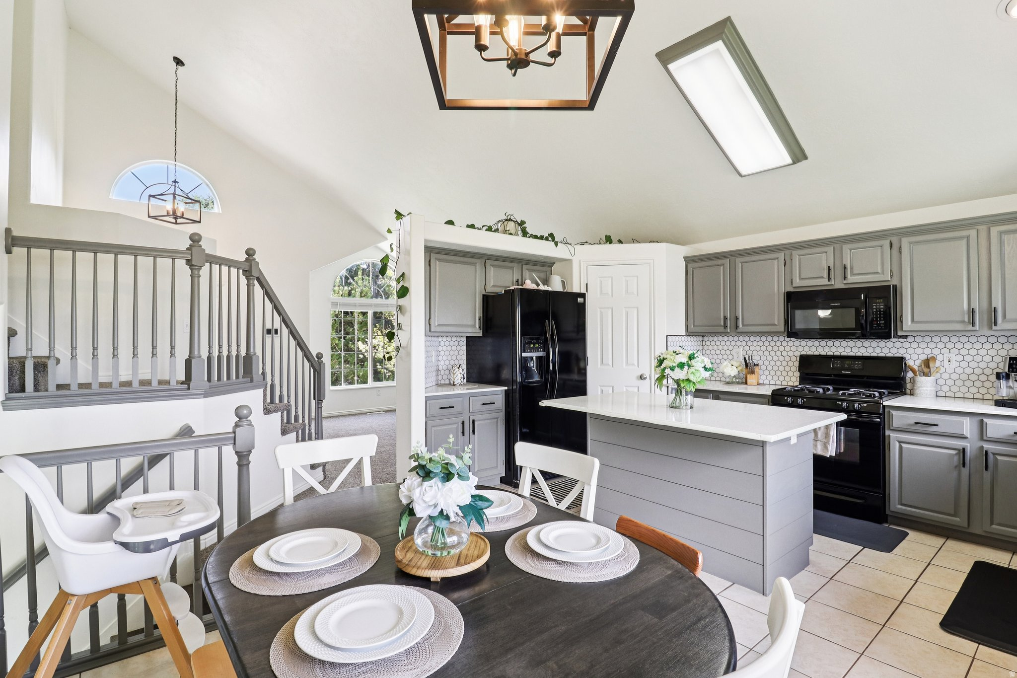 SIERRA ESTATES - Residential