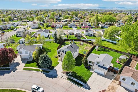 Tiny photo for 2119 N 2360 W, Clinton, UT 84015 (MLS # 2149003)