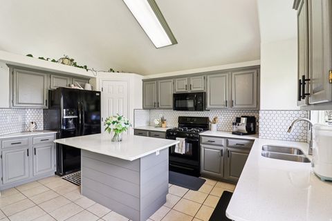 Tiny photo for 2119 N 2360 W, Clinton, UT 84015 (MLS # 2149003)