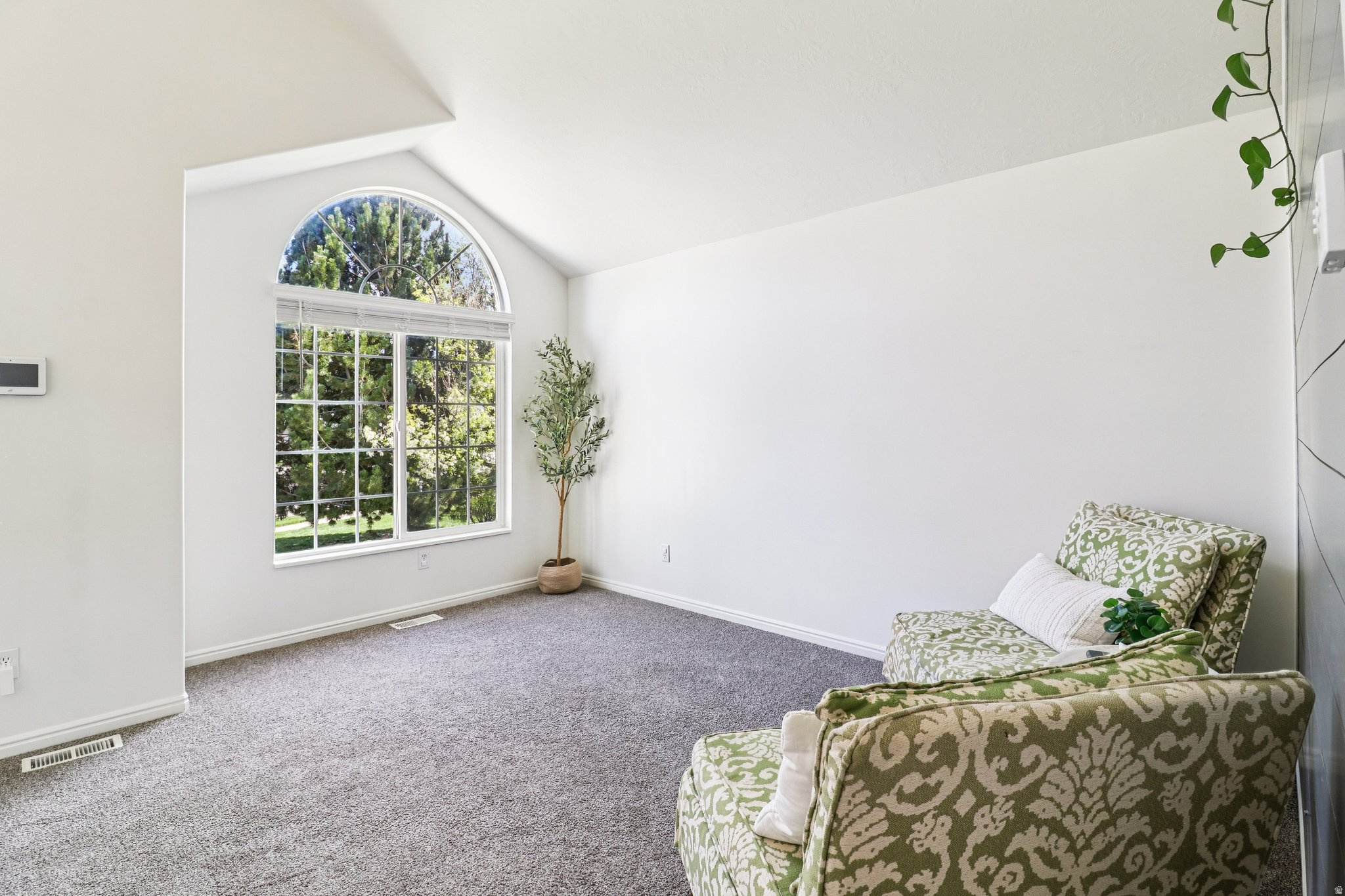 SIERRA ESTATES - Residential