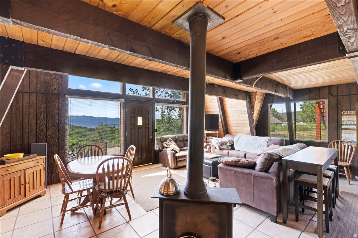 TIMBER LAKES - Residential