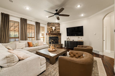 Tiny photo for 655 N JESSI'S MEADOW DR, West Bountiful, UT 84087 (MLS # 2174085)