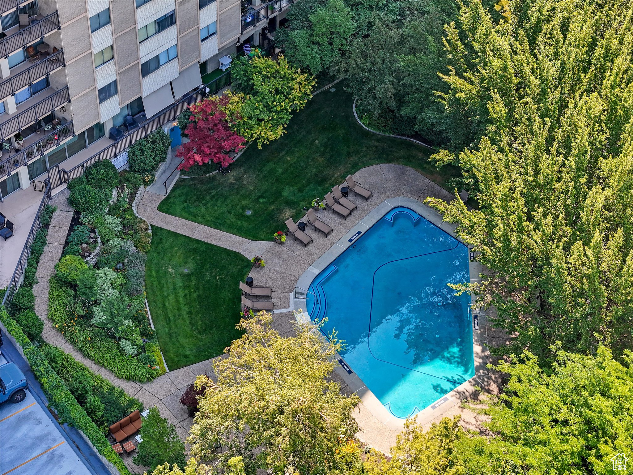 CANYON CREST - Residential