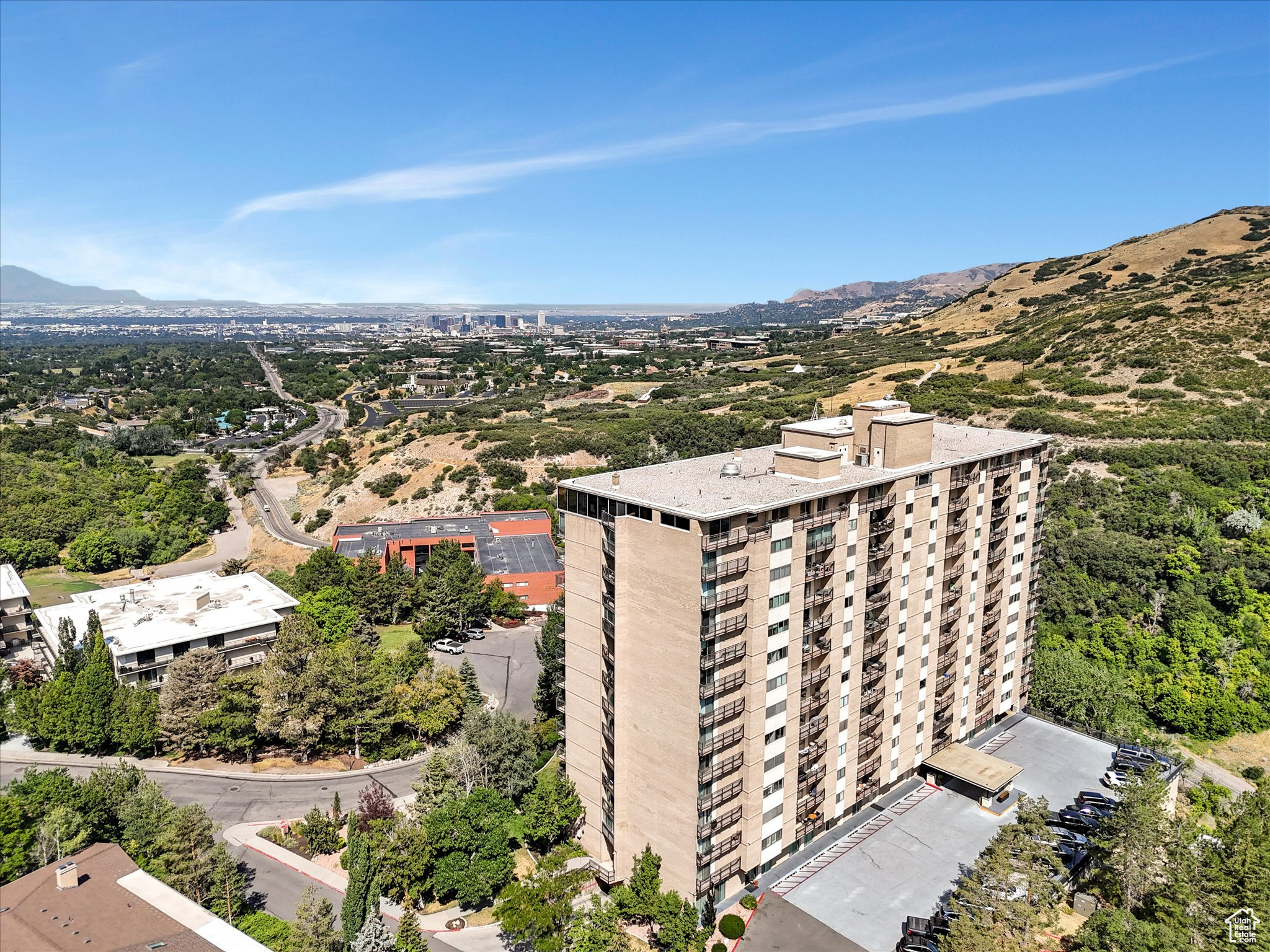 CANYON CREST - Residential