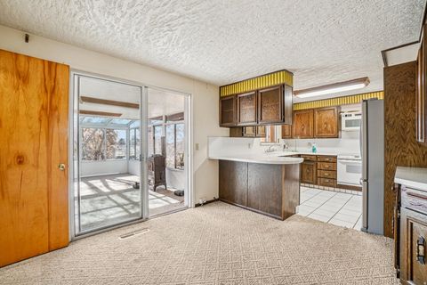 Tiny photo for 333 E 3100 N, North Ogden, UT 84414 (MLS # 2134616)