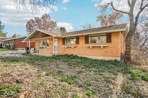 Tiny photo for 333 E 3100 N, North Ogden, UT 84414 (MLS # 2134616)