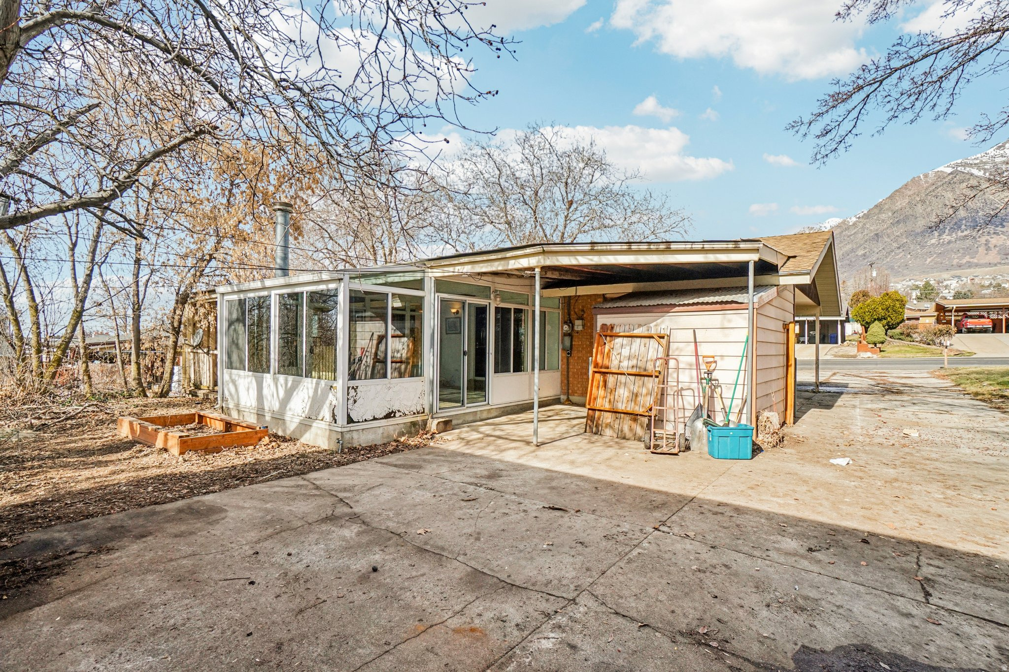 MT LOMOND ES- NO 1 - Residential