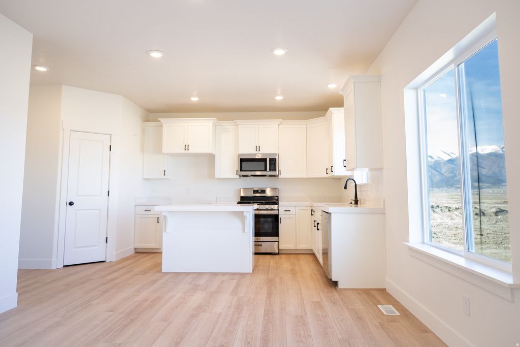 Photo of 595 E WADDELL STREET LOT St #113, Eagle Mountain, UT 84005 (MLS # 2140996)