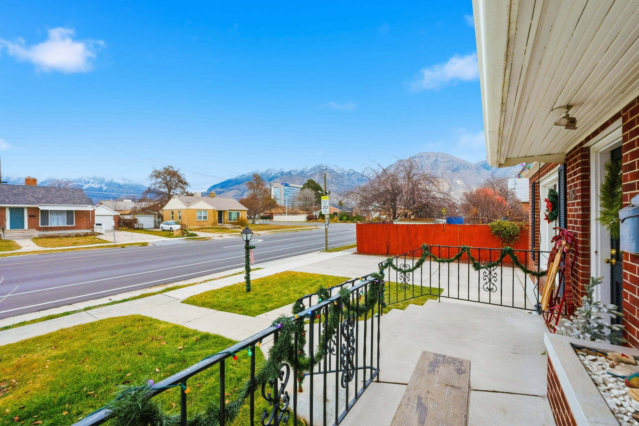 RIVERSIDE - Residential