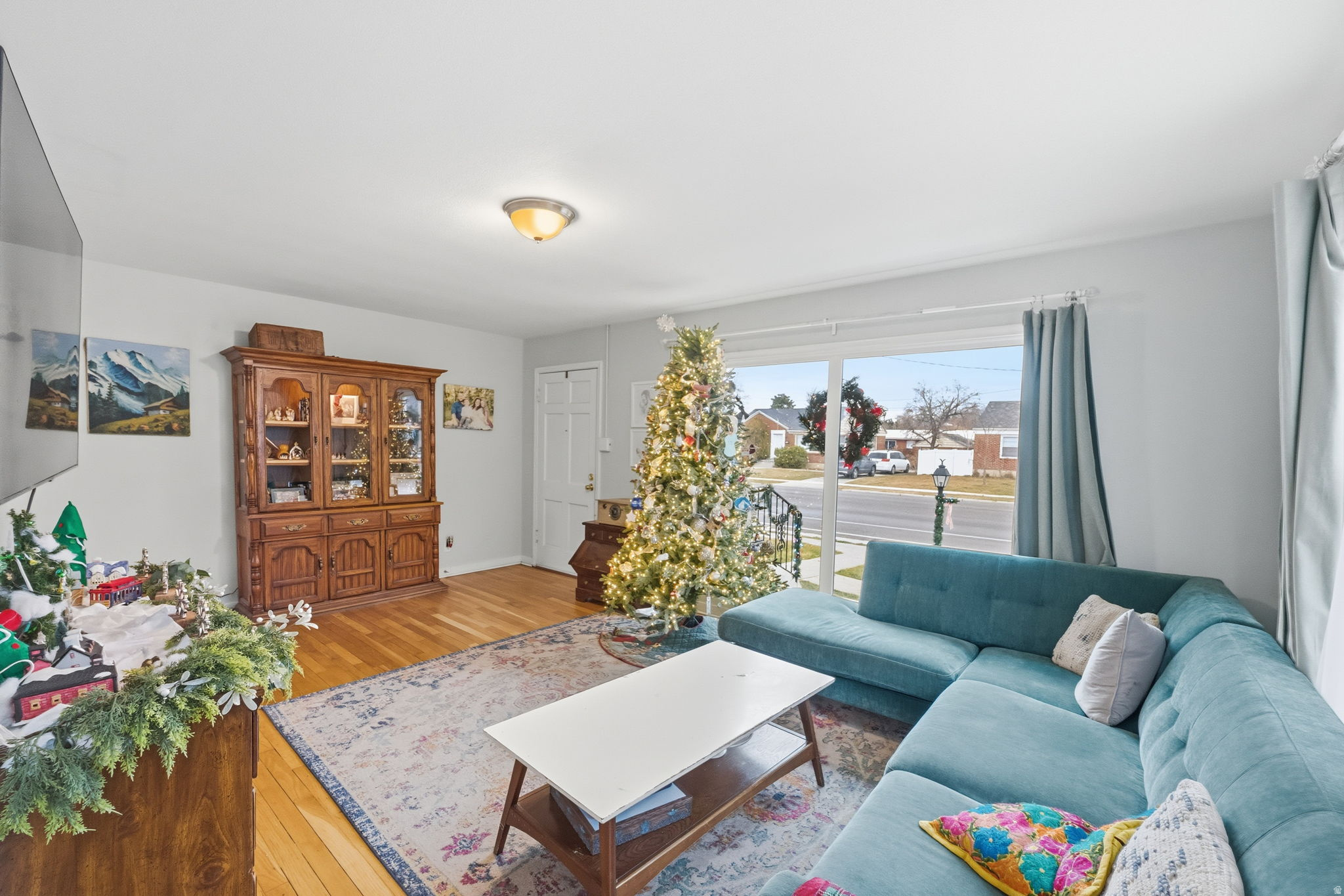 RIVERSIDE - Residential