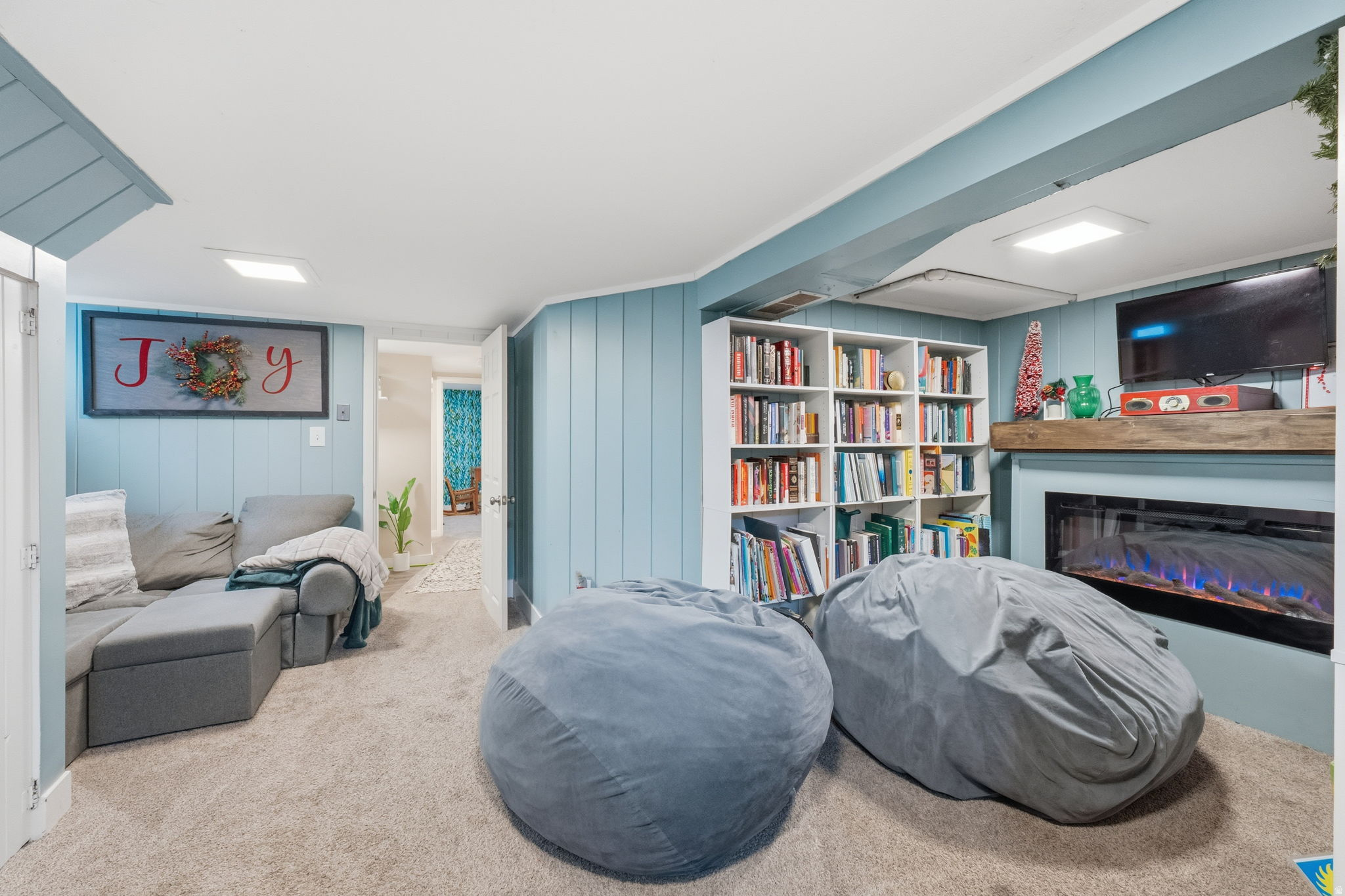 RIVERSIDE - Residential