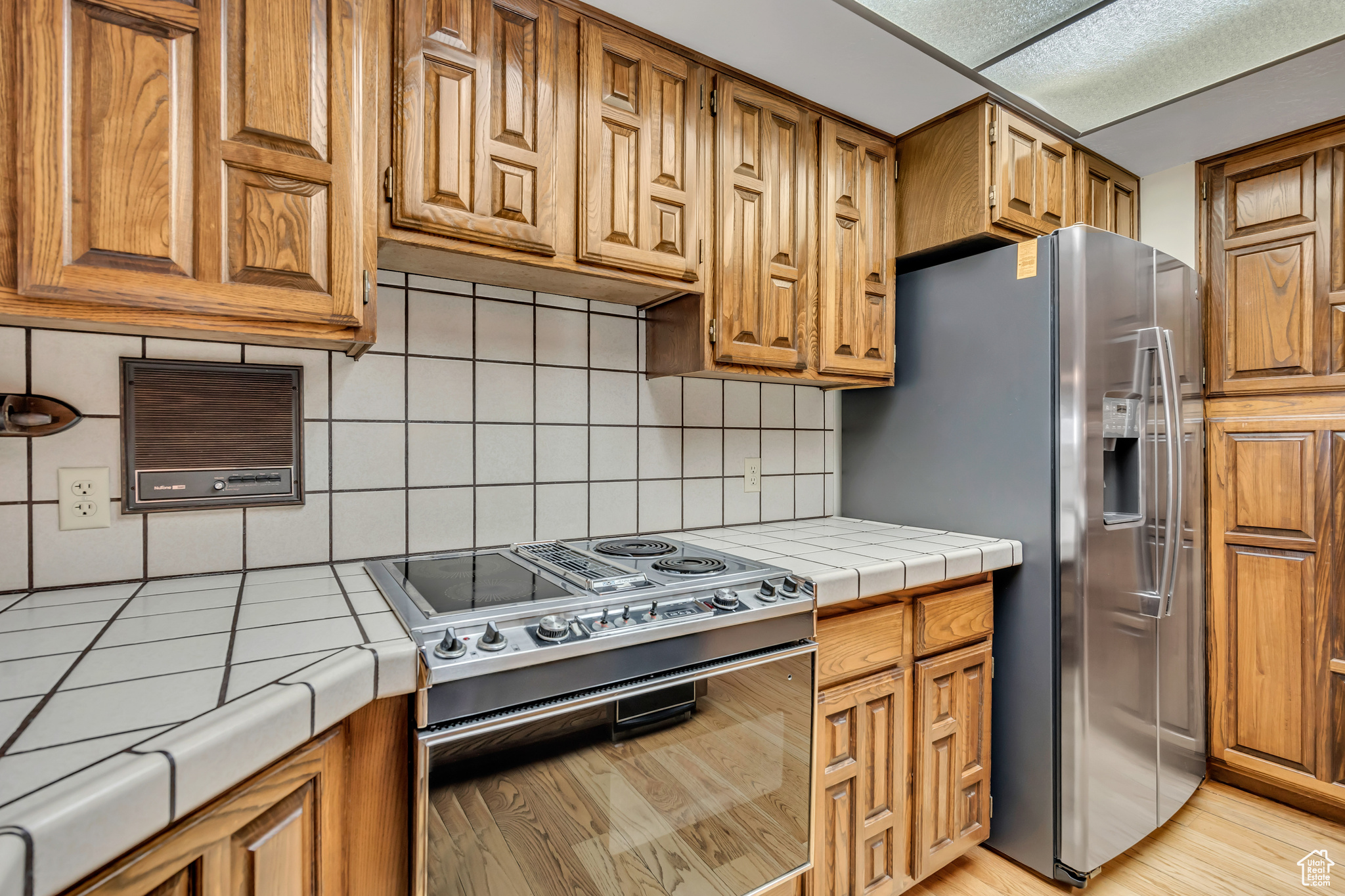 KNOLLWOOD CONDO PH 1 - Residential