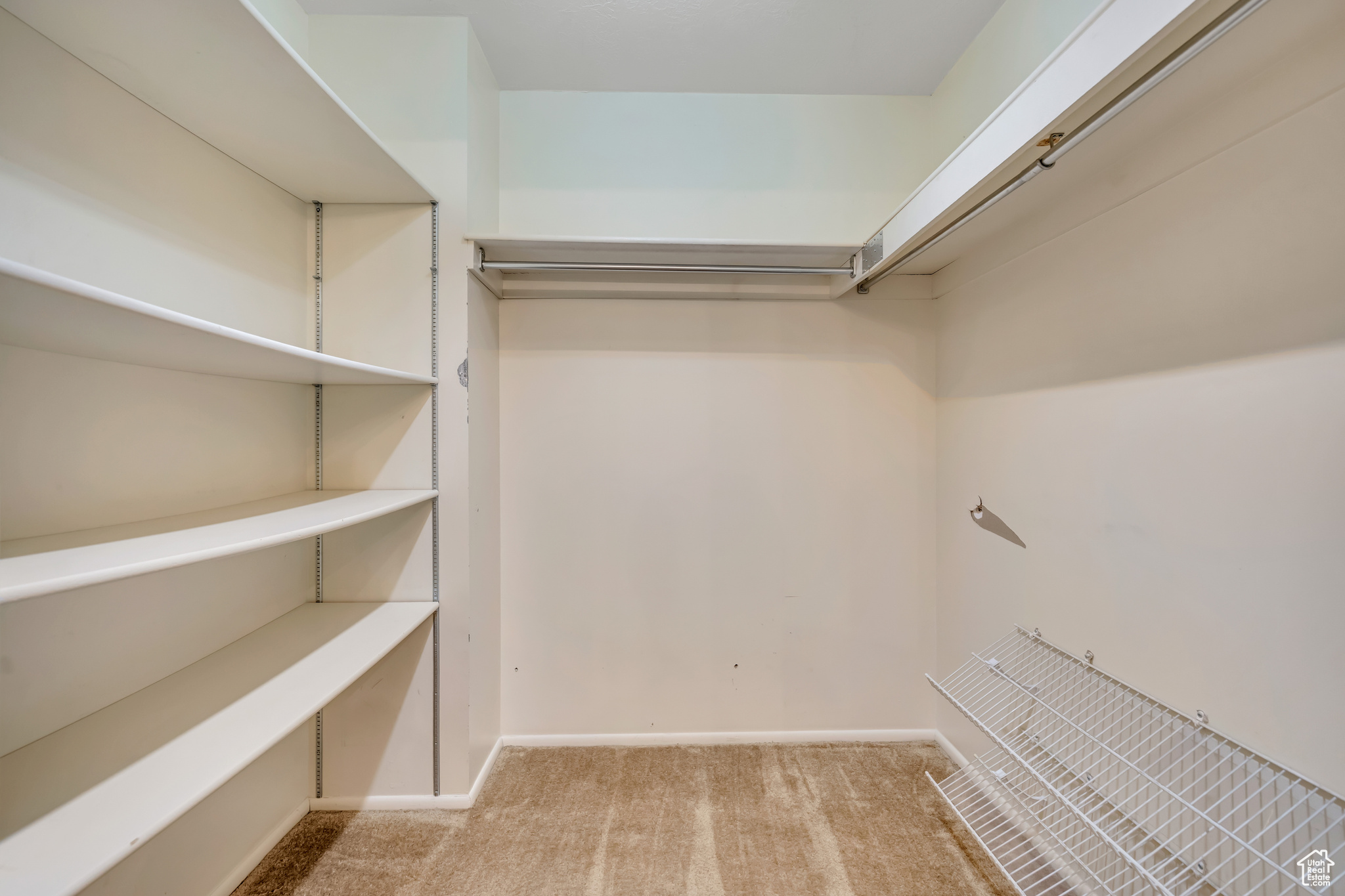 KNOLLWOOD CONDO PH 1 - Residential