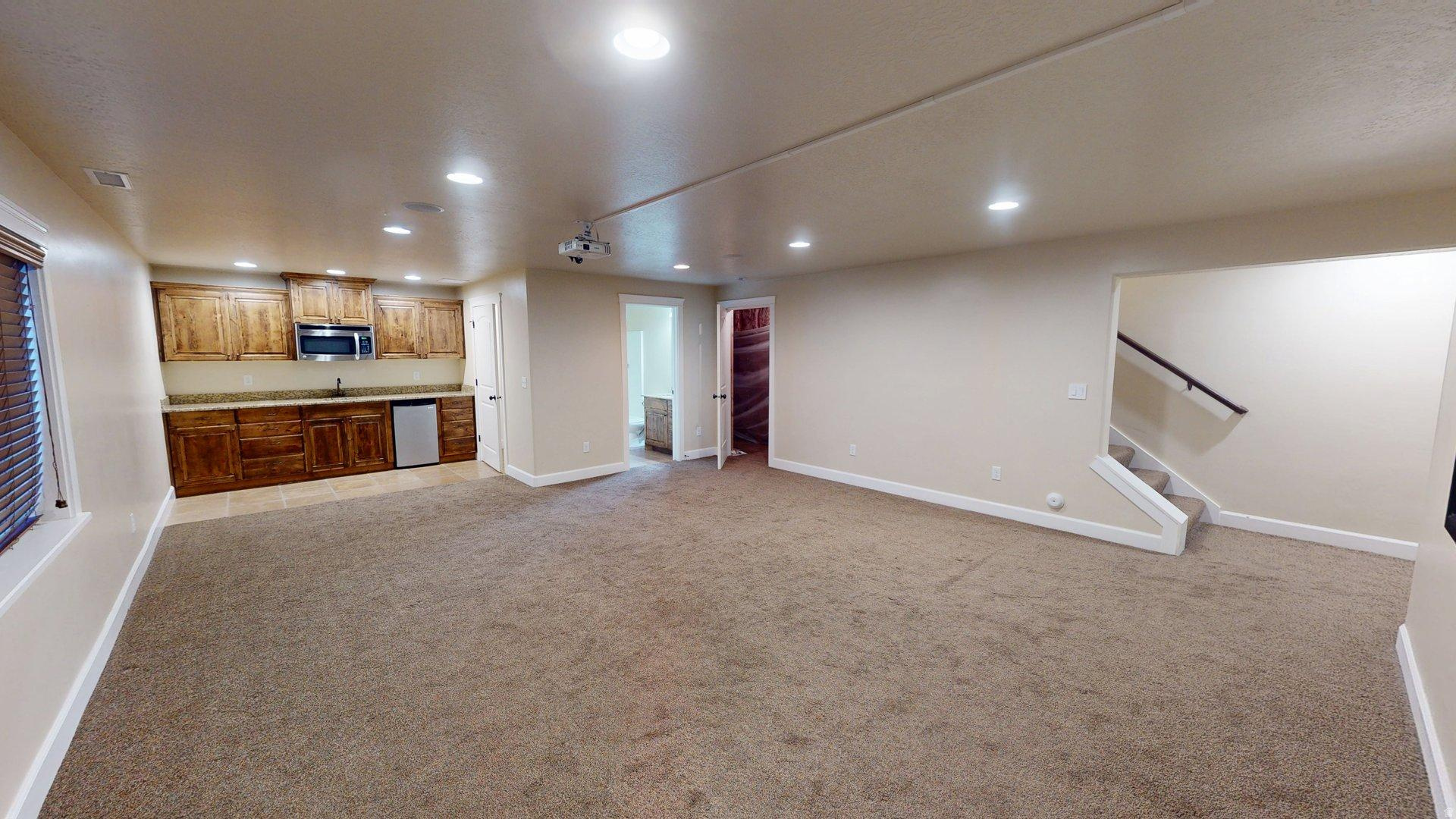 THE COVE @ JORDAN RIVER - Residential