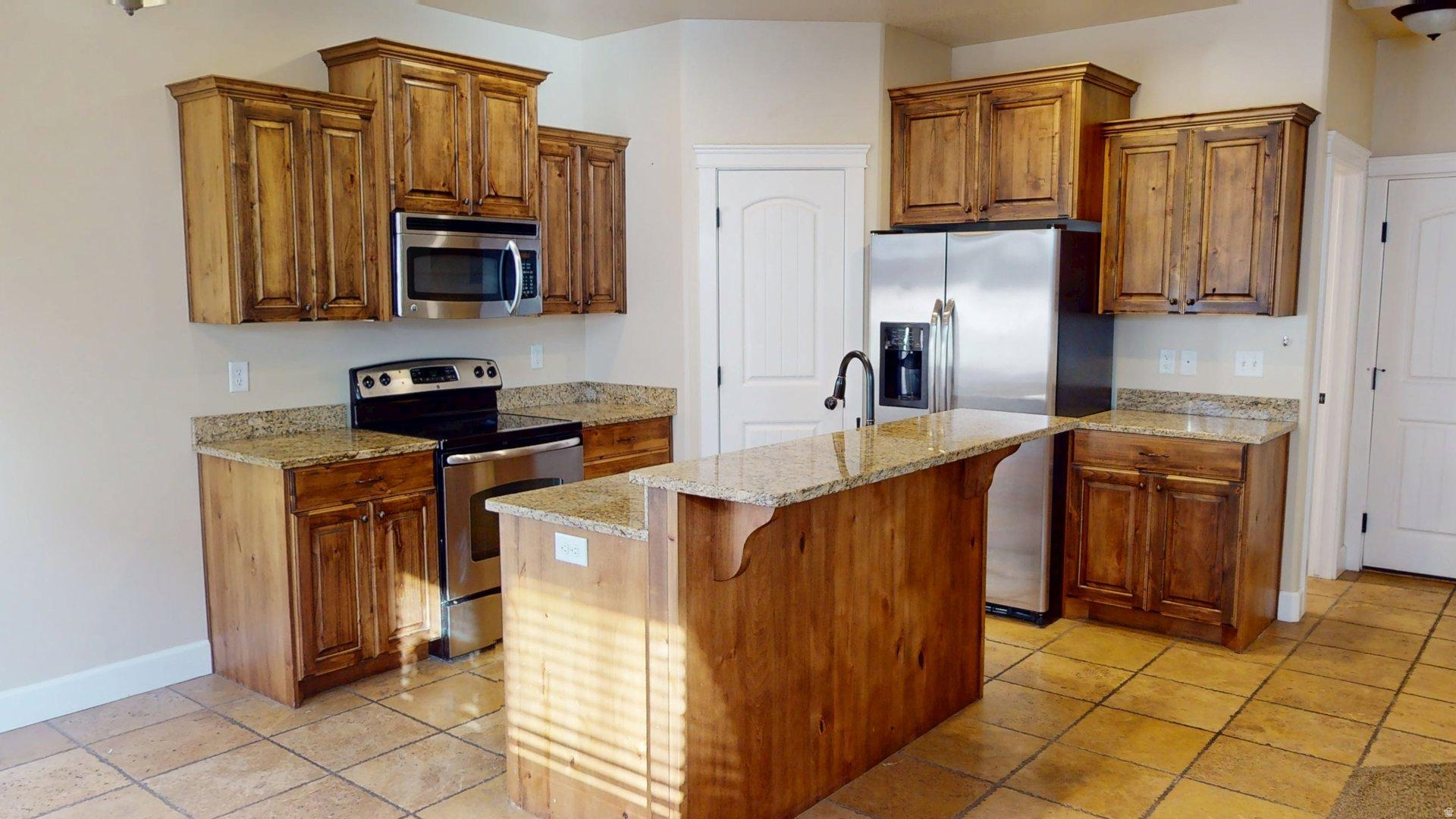 THE COVE @ JORDAN RIVER - Residential