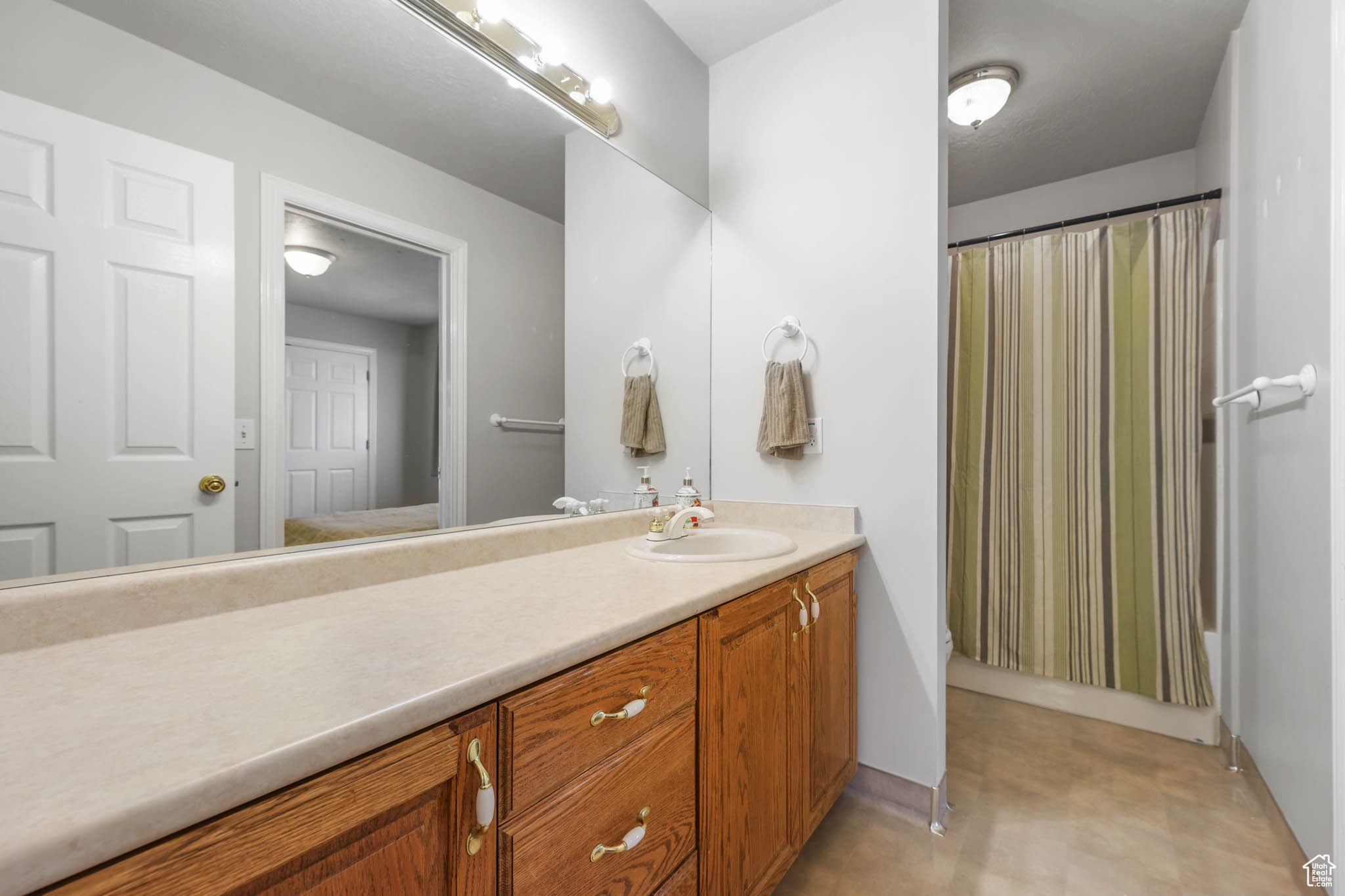 DEER MOUNTAIN ESTATES #3-B - Residential