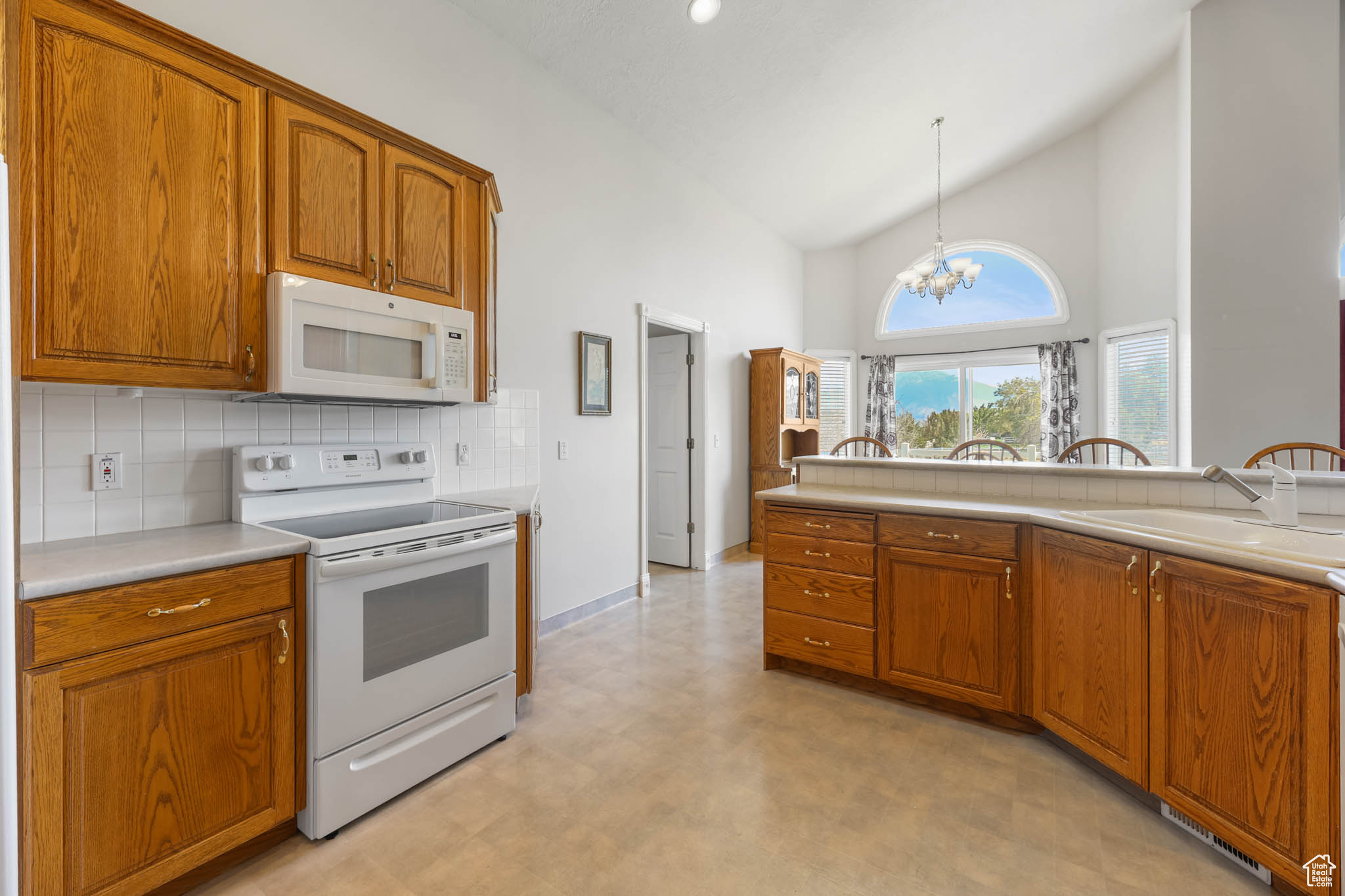 DEER MOUNTAIN ESTATES #3-B - Residential