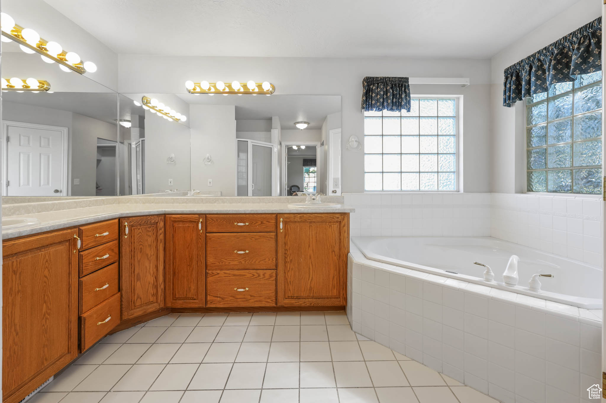 DEER MOUNTAIN ESTATES #3-B - Residential