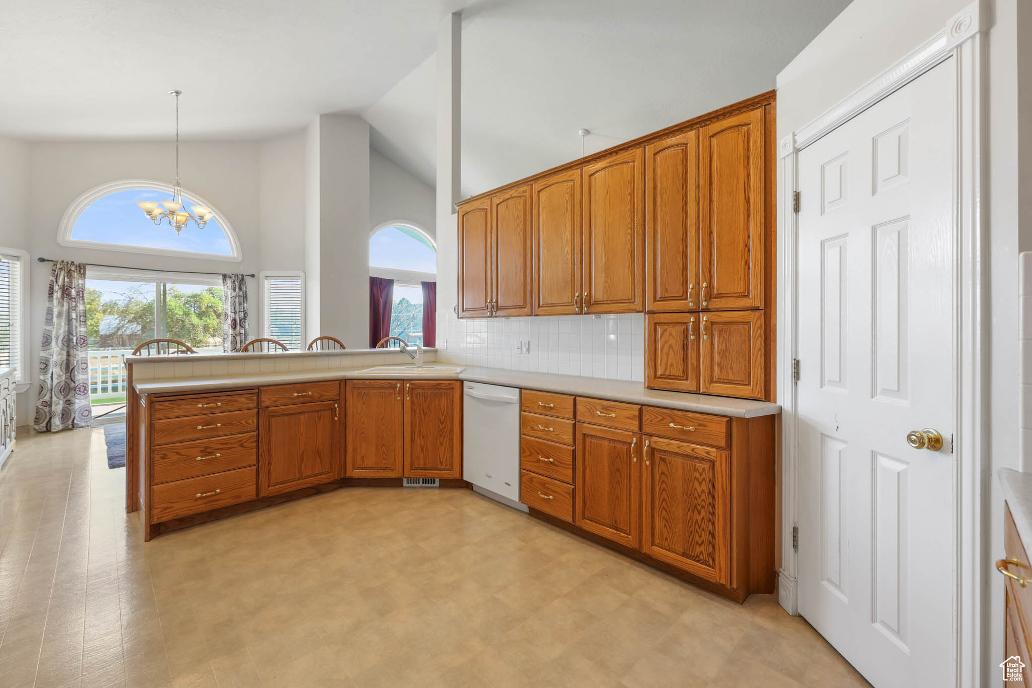 DEER MOUNTAIN ESTATES #3-B - Residential