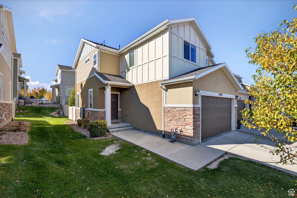 Photo of 14274 S AUTUMN PATH LN, Herriman, UT 84096 (MLS # 2119507)