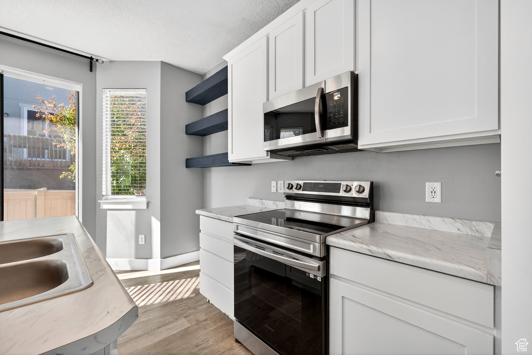 MEADOW VIEW - Residential