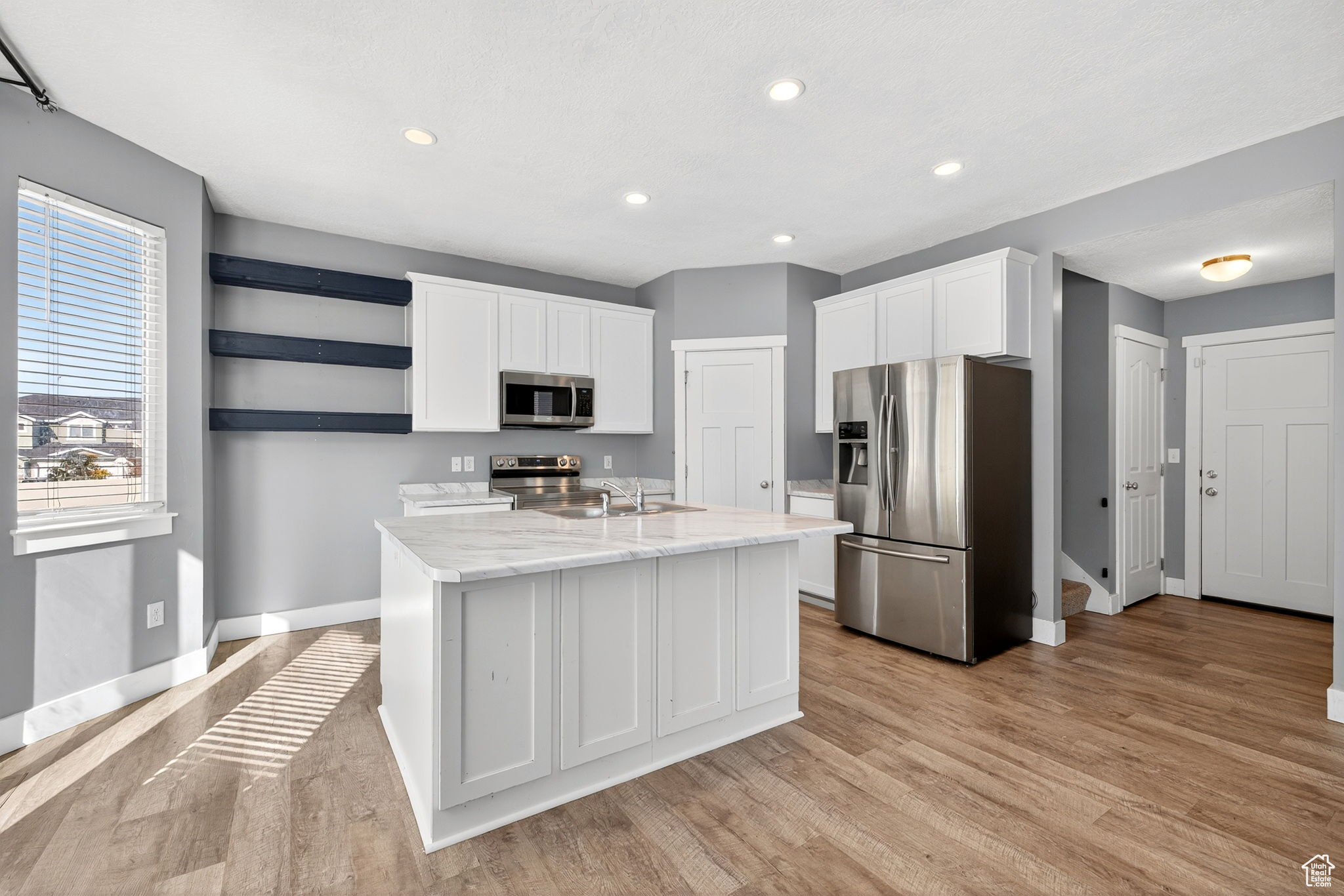 MEADOW VIEW - Residential