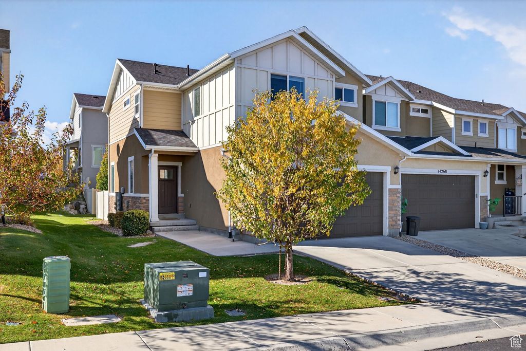 Photo of 14274 S AUTUMN PATH LN, Herriman, UT 84096 (MLS # 2119507)