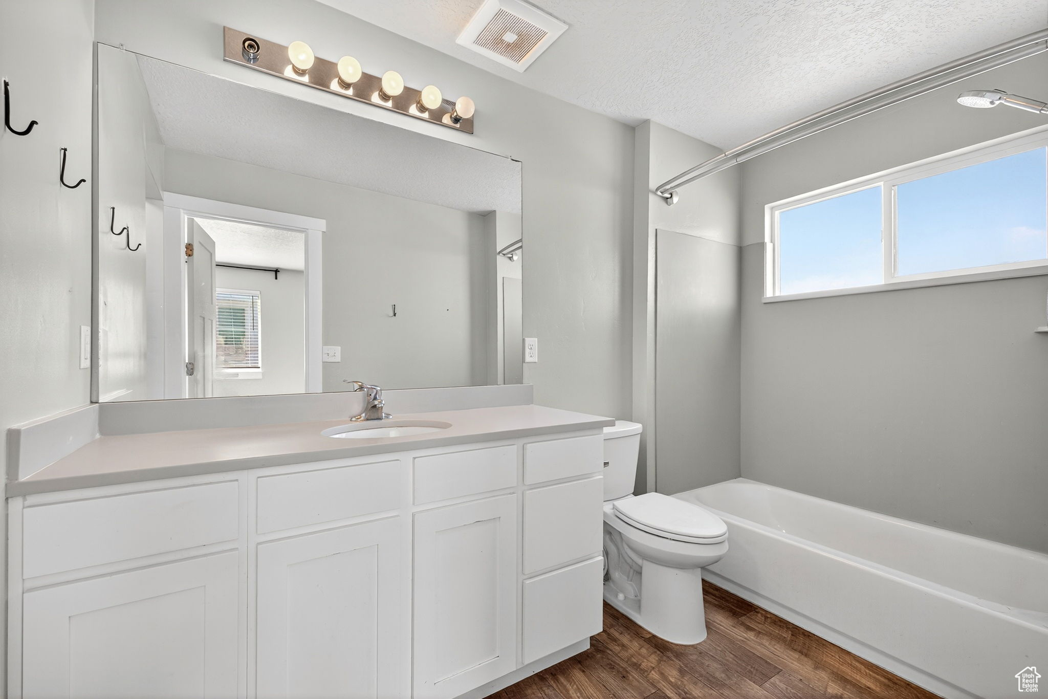 MEADOW VIEW - Residential