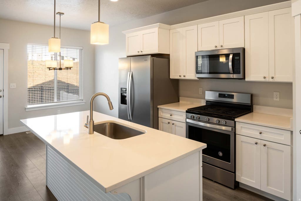 Photo of 16056 S BODMIN WAY W, Bluffdale, UT 84065 (MLS # 2179483)