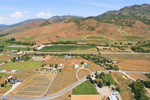 Tiny photo for 9664 E 400 S, Huntsville, UT 84317 (MLS # 2163936)