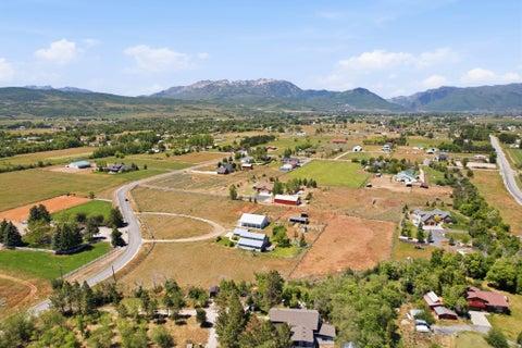 Tiny photo for 9664 E 400 S, Huntsville, UT 84317 (MLS # 2163936)