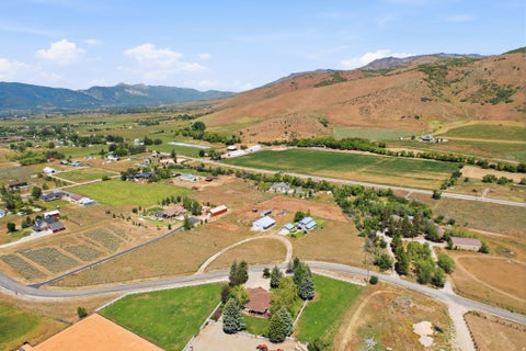 Tiny photo for 9664 E 400 S, Huntsville, UT 84317 (MLS # 2163936)