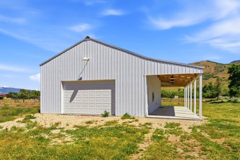 Tiny photo for 9664 E 400 S, Huntsville, UT 84317 (MLS # 2163936)