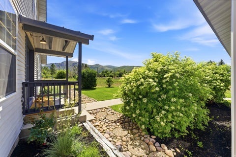 Tiny photo for 9664 E 400 S, Huntsville, UT 84317 (MLS # 2163936)